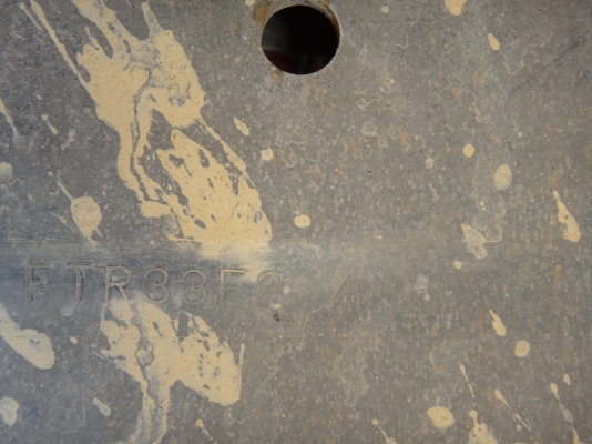 ขาย ด่วน  รถ 6 ล้อ หัวลากพร้อมหางพื้นเรียบยาว 7.20 เมตร  ISUZU  FTR   220  แรง  ปี  47  แยกหัว-หาง ขายก็ได้