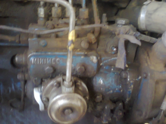 ขายFrod T3 สภาพพร้อมใช้ ราคานี้มีแถมเครื่องปลูกอ้อยด้วยนะ