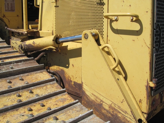 รถดันดิน Caterpillar D6M รถนำเข้าจากอเมริกา