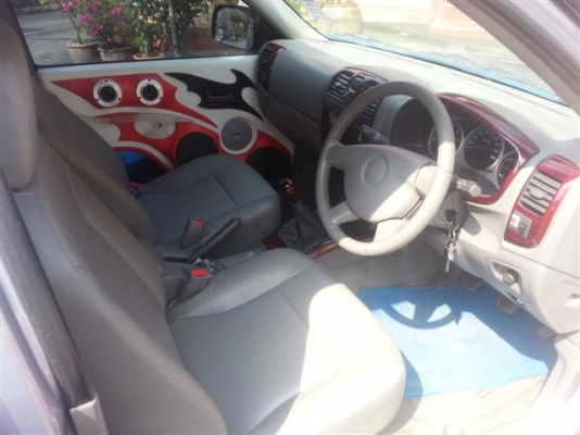 อีซุซุ ดีแม็ก เครื่อง 2500 ปี05 พวงมาลัยพาวเวอร์ เครื่องเสียงชุดใหญ่ แม็ก17 แม็กลายเนอร์ พาวเวอร์แอม 3 ตัว เครื่องเล่น CD/DVD สวยมากไม่เคยทำสี วิ่ง 70000 กว่าโล