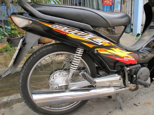 Honda wave100 ปี 48 สีดำ 18500 บาท 0880983276