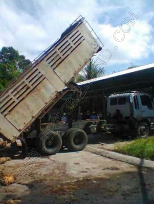 รถบรรทุก 10 ล้อดั๊มพ์ ยี่ห้อ HINO รุ่น FM1J 210 แรงม้า มีสโลกลาง รถบรรทุก 10 ล้อดั๊มพ์ ยี่ห้อ HINO รุ่น FM1J 210 แรงม้า มีสโลกลาง