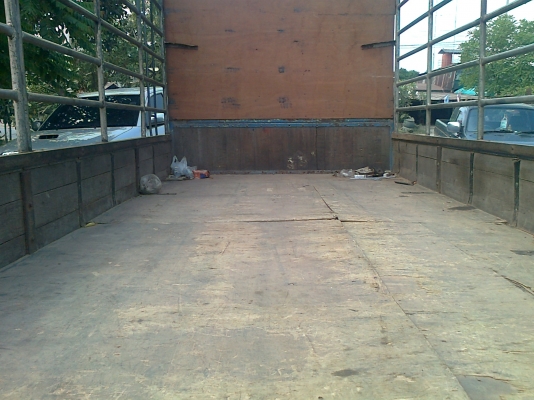 isuzu NPR 115 กระบะคาร์โก้ ยาว 5 เมตร