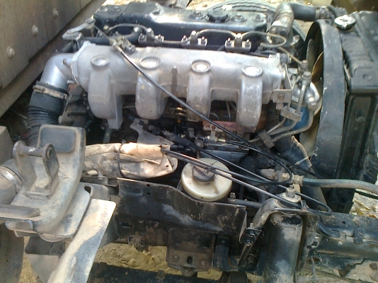 isuzu NPR 115 กระบะคาร์โก้ ยาว 5 เมตร