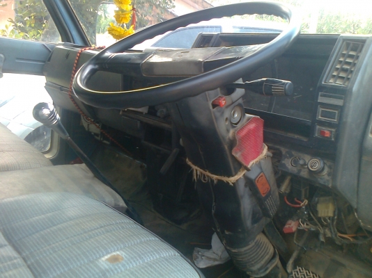 isuzu NPR 115 กระบะคาร์โก้ ยาว 5 เมตร