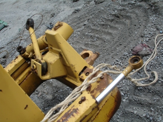 ขายรถแทร็กเตอร์สภาพพร้อมใช้งาน ราคาถูก KOMATSU. รุ่น D20P-6 นำเข้าจากประเทศญี่ปุ่น สนใจคลิ๊กได้เลยค่ะ ขายรถแทร็กเตอร์สภาพพร้อมใช้งาน ราคาถูก KOMATSU. รุ่น D20P-6 นำเข้าจากประเทศญี่ปุ่น สนใจคลิ๊กได้เลยค่ะ