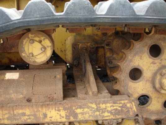 ขายรถแทร็กเตอร์สภาพพร้อมใช้งาน ราคาถูก KOMATSU. รุ่น D20P-6 นำเข้าจากประเทศญี่ปุ่น สนใจคลิ๊กได้เลยค่ะ ขายรถแทร็กเตอร์สภาพพร้อมใช้งาน ราคาถูก KOMATSU. รุ่น D20P-6 นำเข้าจากประเทศญี่ปุ่น สนใจคลิ๊กได้เลยค่ะ