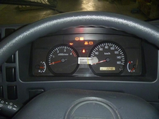 ขายอีซูซุ 6 ล้อกลาง สภาพดี ใช้งานน้อย