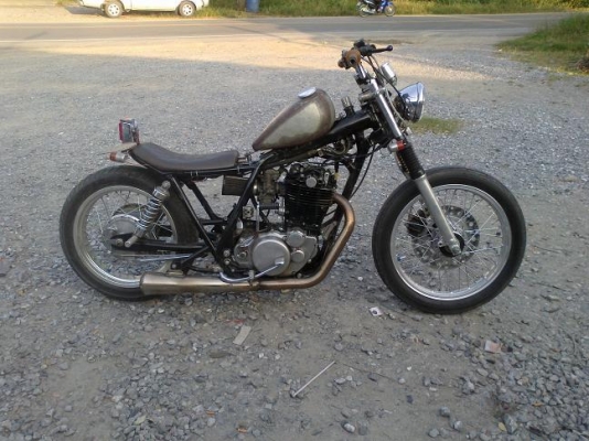 ..................ขาย Sr 400 Oldschool พร้อม สรรพสามิคร + พรบ 57,000 บาท ..................ขาย Sr 400 Oldschool พร้อม สรรพสามิคร + พรบ 57,000 บาท