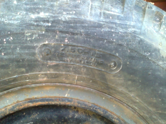 ขายด่วน..รถสี่ล้อ ISUZU ELF เครื่องยนต์ อีซูสุ 74 แรงม้า.