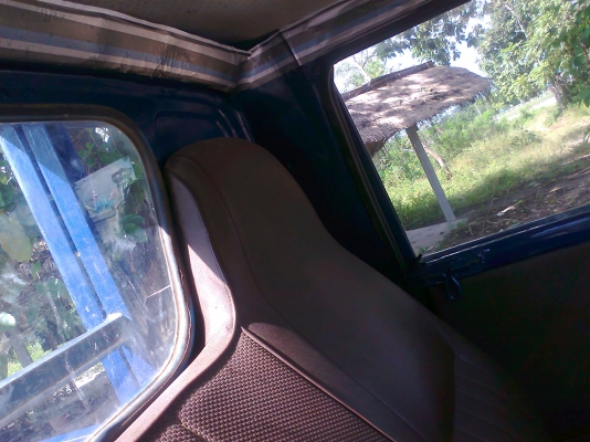 ขายด่วน..รถสี่ล้อ ISUZU ELF เครื่องยนต์ อีซูสุ 74 แรงม้า.