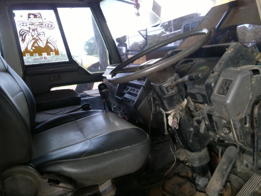 ขายรถ 10 ล้อ 2 เพลา กระบะเหล็กดั้มดิน MITSUBISHI FN527M-TF 6D16 สภาพสวย พร้อมใช้