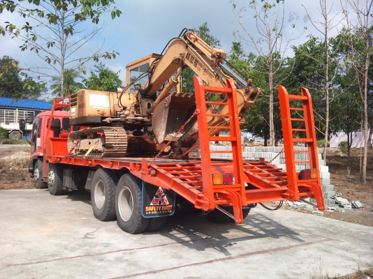 ขายรถ 12 ล้อท้ายลาด 2 เพลา พร้อมเครน 5 ตัน ขายรถ 12 ล้อท้ายลาด 2 เพลา พร้อมเครน 5 ตัน