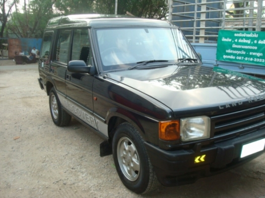 คนไทยมีตังค์น่ะ  ผมเชื่อ  มีเยอะด้วย Land Rover Discovery