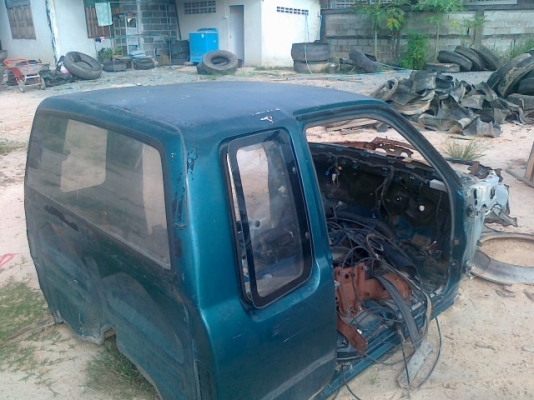 ขายกระบะ วีโก้7900 และ ดราก้อนอายช่วงยาว6900 ขายหัวไมตี้ปี95รถโดนชนหน้าขวามาแล้วไฟใหม้ห้องเครื่องโดยรวมโอเคขาย9800