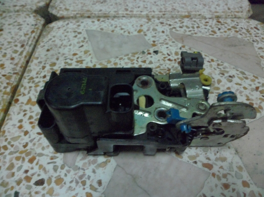 ขายกลอนประตู (central lock) chevrolet optra