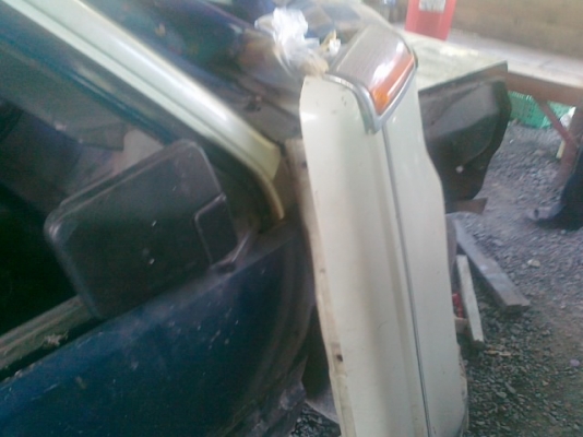 ขายแอล200ไม่ทราบปี อุปกรเกือบครบ น่าจะประมาณปี94ดูจาก แผงคอลโซลสภาพตามรูป รถเอามาทำสีแต่ช่างทำไม่ทันงานเยอะเจ้าของรอไม่ไหวจะขอขายสภาพนี้มาเอาเองรถขี่ได้ปกติรับประกันเอาแบตมาใส่ใช้ได้เลยแบตอาจจะมีต้องหา(ขายราคานี้เท่านั้นต่อราคาไม่ต้องโทร)