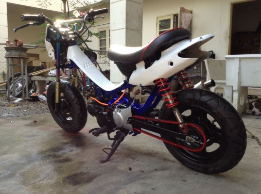 ขาย หรือ ระเบิด ลองดูคับ  ทั้งคัน 15000 ทะเบียนโอนไม่ขาด ต่อ คับ