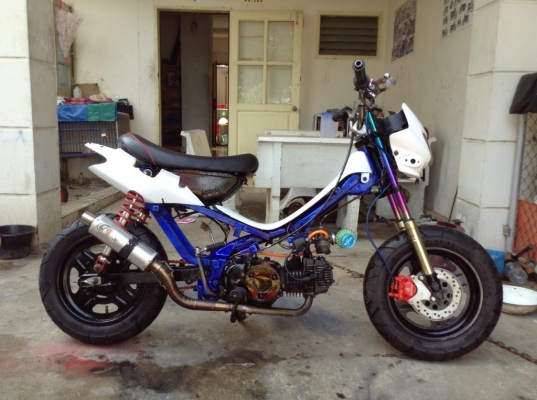 ขาย หรือ ระเบิด ลองดูคับ  ทั้งคัน 15000 ทะเบียนโอนไม่ขาด ต่อ คับ