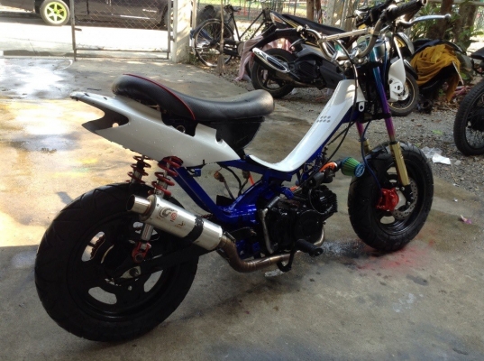 ขาย หรือ ระเบิด ลองดูคับ  ทั้งคัน 15000 ทะเบียนโอนไม่ขาด ต่อ คับ