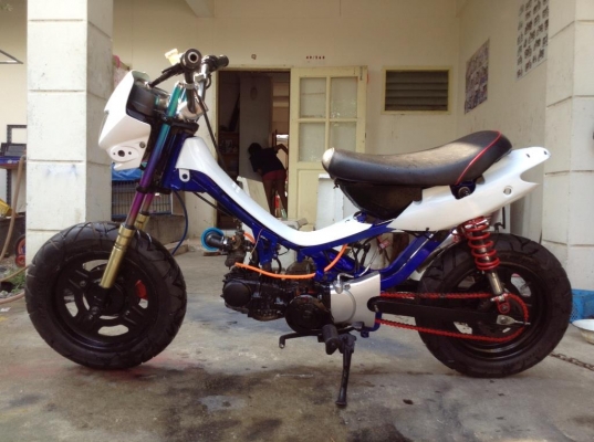 ขาย หรือ ระเบิด ลองดูคับ  ทั้งคัน 15000 ทะเบียนโอนไม่ขาด ต่อ คับ