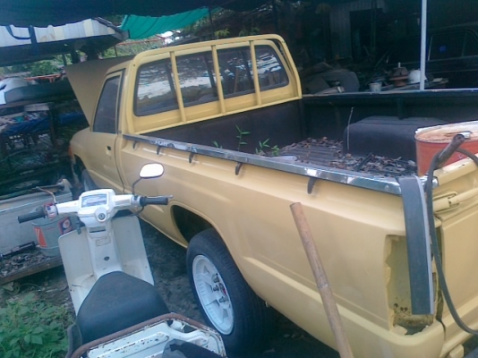 ขายฮีโร่รถเดิมบางสวย สภาพจอดทำสีนานกว่าสองปี เจ้าของไม่มีเงินจ่ายค่าช่าง รับประกันว่ารถเดิมบางไม่ชน สีเดิมเก่ามากเลยมาทำเฉยๆ เครื่องเบนซิล คัสซีสวยมากมาย เอาหัวเป็นประกันว่าสวยเดิมบาง แต่ว่า ขายสภาพนี้นะคับต้องเอาไปปั้นต่อ รถขี่ได้ขี่มาจอดทำสี แต่ตอนนี้น ขายฮีโร่รถเดิมบางสวย สภาพจอดทำสีนานกว่าสองปี เจ้าของไม่มีเงินจ่ายค่าช่าง รับประกันว่ารถเดิมบางไม่ชน สีเดิมเก่ามากเลยมาทำเฉยๆ เครื่องเบนซิล คัสซีสวยมากมาย เอาหัวเป็นประกันว่าสวยเดิมบาง แต่ว่า ขายสภาพนี้นะคับต้องเอาไปปั้นต่อ รถขี่ได้ขี่มาจอดทำสี แต่ตอนนี้น