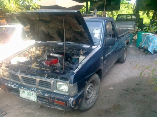 บิ๊กเอ็มปี94รถสีไม่สวย คัสซีมาแตก1จุด ที่ห้องเครื่องที่ยึดดุมล้อตามรูป นอกนั้นสวยทั้งเส้น เครื่องดีขี่ดีราคานี้ก่อนทำสีนะคับ75000ราคานี้เท่านั้น