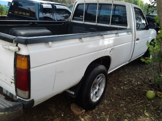 ขาย กระบะตอนเดียว NISSAN บิ๊กเอ็ม TD2.7 ปี40/97 เครื่องTD2.7ฝาดำ แห้งจัด ไม่เยิ้ม แรง  แอร์ พ.พาวเวอร์ พร้อมภายในสวย เบาะไม่ขาด ช่วงล่างแน่น คัสซีสวย หน้า-หลังเดิมไม่เคยชน รถเก็บสีมา สีดี พื้นปูกระบะ ล้อแม็ก  พร้อมใช้ พร้อมลุยงาน ***ขายแล้วครับขอบคุณ Truc