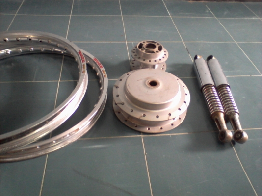 ขาย ล้อ ดุมสกายไดร์ซูกิ โช้กเวฟ125