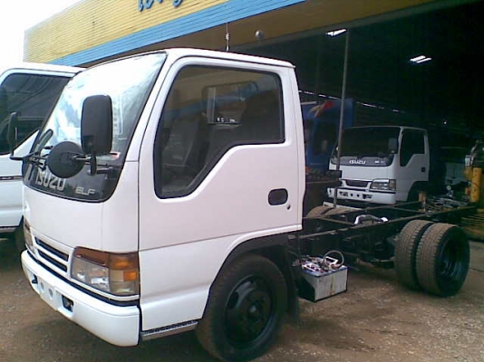 ขาย6ล้ออีซูซุ NKR66Eตัวถังยาว 3.20 เมตร เหมาะไปต่อดั๊ม