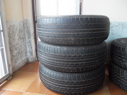 ยาง 255/70 ขอบ 15 มี 3เส้น