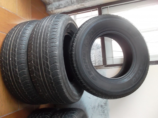 ยาง 255/70 ขอบ 15 มี 3เส้น