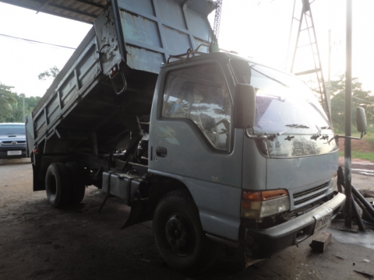 6 ล้อดั้ม ISUZU NPR66LX5T ปี44 ขายไปจังหวัดร้อยเอ็ด