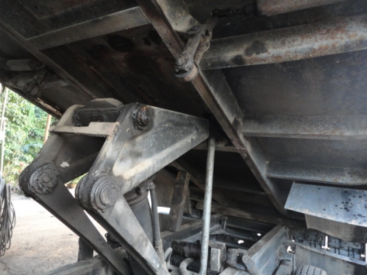 6 ล้อดั้ม ISUZU NPR66LX5T ปี44 ขายไปจังหวัดร้อยเอ็ด