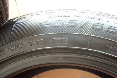 ยางGoodyear 205/55/16 ปี11 4เส้น 1,700