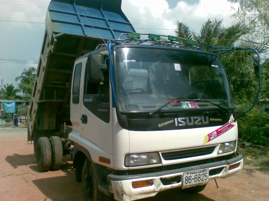 ขายรถอีซูซุเดกก้า ดั้ม 195 แรงม้า