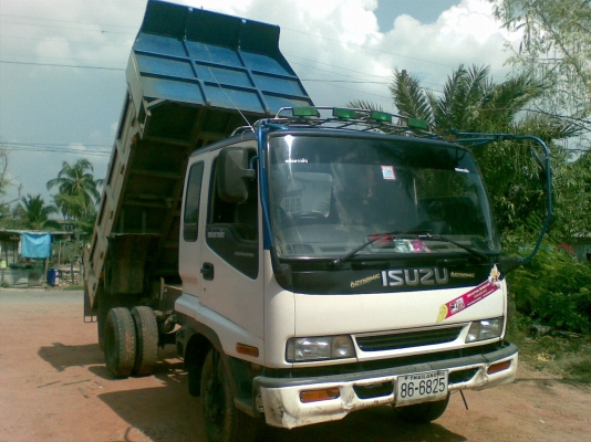 ขายรถอีซูซุเดกก้า ดั้ม 195 แรงม้า