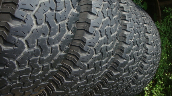 ขายยาง BF Goodrich Allterrain 265 70 r16