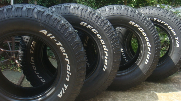 ขายยาง BF Goodrich Allterrain 265 70 r16