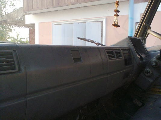 ขายหกล้อFC 120 ปี 38 พร้อมใช้งานคับยาว 5.50 เมตรดูรถได้ที่ในเมืองสุโขทัยคับ