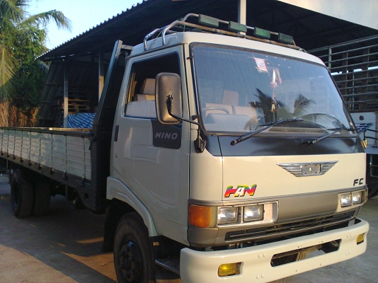 ขายหกล้อFC 120 ปี 38 พร้อมใช้งานคับยาว 5.50 เมตรดูรถได้ที่ในเมืองสุโขทัยคับ