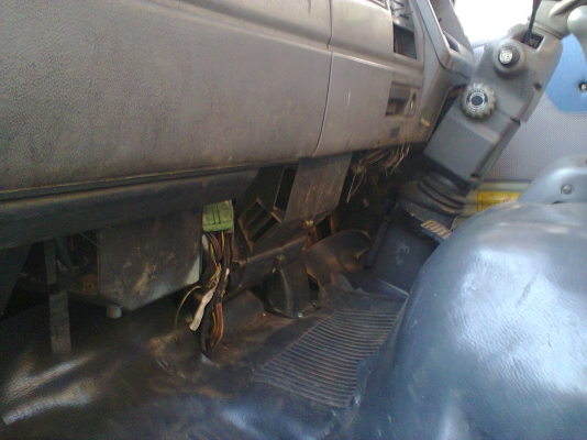 ขายหกล้อFC 120 ปี 38 พร้อมใช้งานคับยาว 5.50 เมตรดูรถได้ที่ในเมืองสุโขทัยคับ