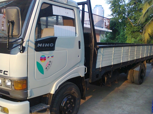 ขายหกล้อFC 120 ปี 38 พร้อมใช้งานคับยาว 5.50 เมตรดูรถได้ที่ในเมืองสุโขทัยคับ