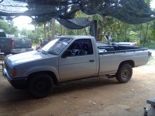 ขายนิสสัน บิ๊กเอ็ม ทน แกร่ง แรง พร้อมโอน