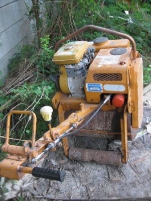 ขาย-รถบดเดินตาม MEIWA: MR25 มือสองจากญี่ปุ่น ขนาดกระทัดรัด