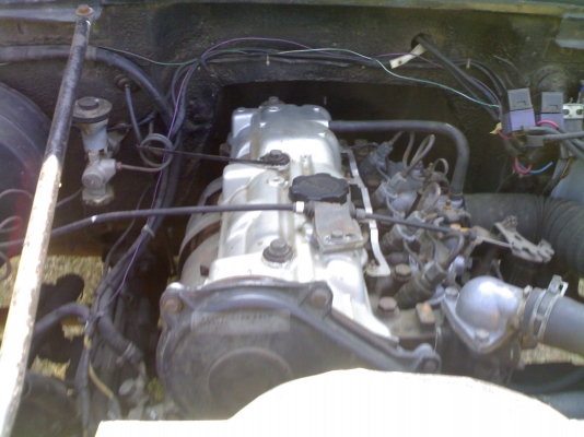 ขายรถจิ๊บ CJ6 เครื่องโตโยต้า 2200 โฟวิน ยางตะขาบ33