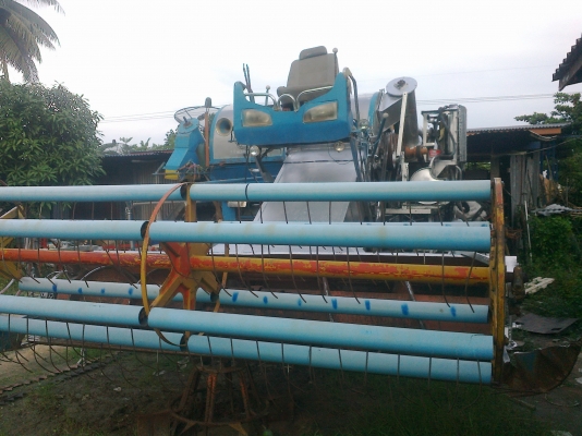 จัดไปวันพ่อขายรถเกี่ยวข้าวไทรเจริญการช่างถูกๆใช้งานได้