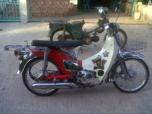 ขายmd90 เครื่องเวฟ125 มีเล่ม บังโคลนน่าเหล็ก ราคา20000 ต่อลองได้ ขายmd90 เครื่องเวฟ125 มีเล่ม บังโคลนน่าเหล็ก ราคา20000 ต่อลองได้