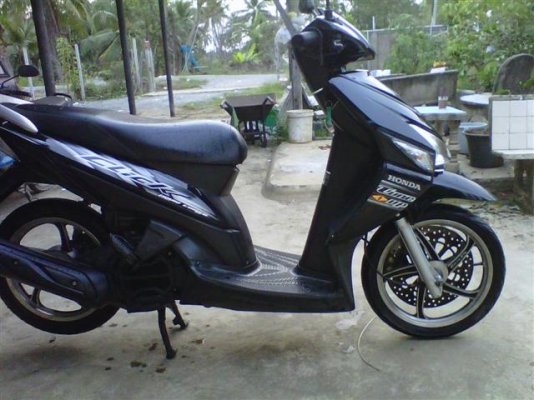 ขาย CLICK Forword ปี 2008 16,500.- ล้อแม๊กซ์ สภาพเดิม จานโต สวยๆ tel. 086-849-2605  ด่วน