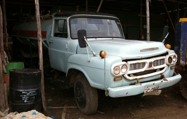 ขายรถบรรทุกน้ำ 6ล้อ ขนาด 8000ลิตร เครื่อง 6BF เฟืองท้าย FUSO